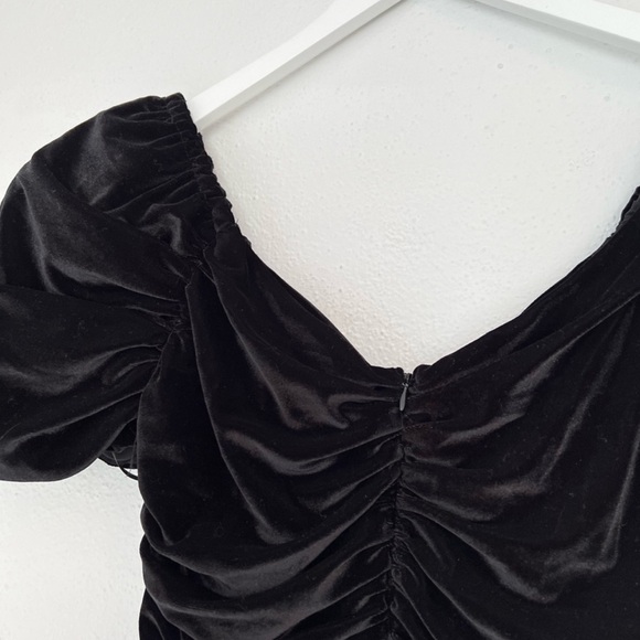 NWT Anthropologie Hutch Black Velvet Ruched Puff Sleeve Mini Dress Sz 10 - Picture 11 of 16